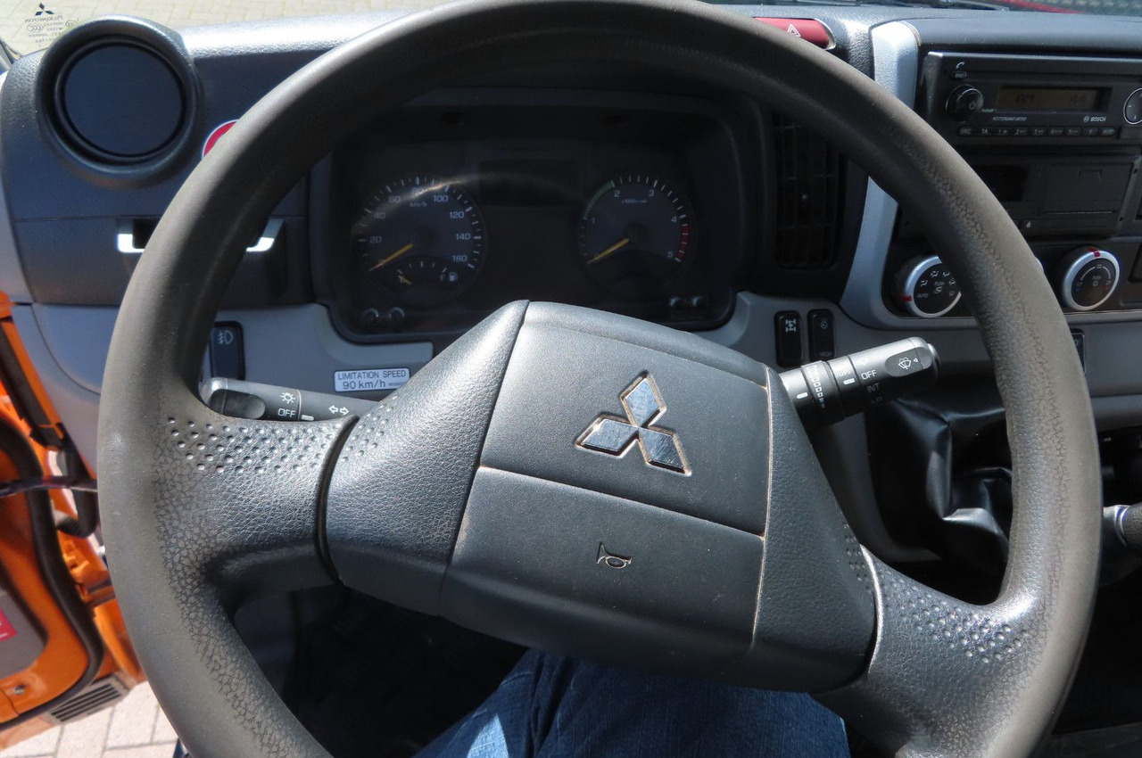 Όχημα με ανατρεπομενη καροτσα FUSO Canter 6 C 18 4x4 Kommunal Winterdienst: φωτογραφία 12 Όχημα με ανατρεπομενη καροτσα FUSO Canter 6 C 18 4x4 Kommunal Winterdienst: φωτογραφία 12