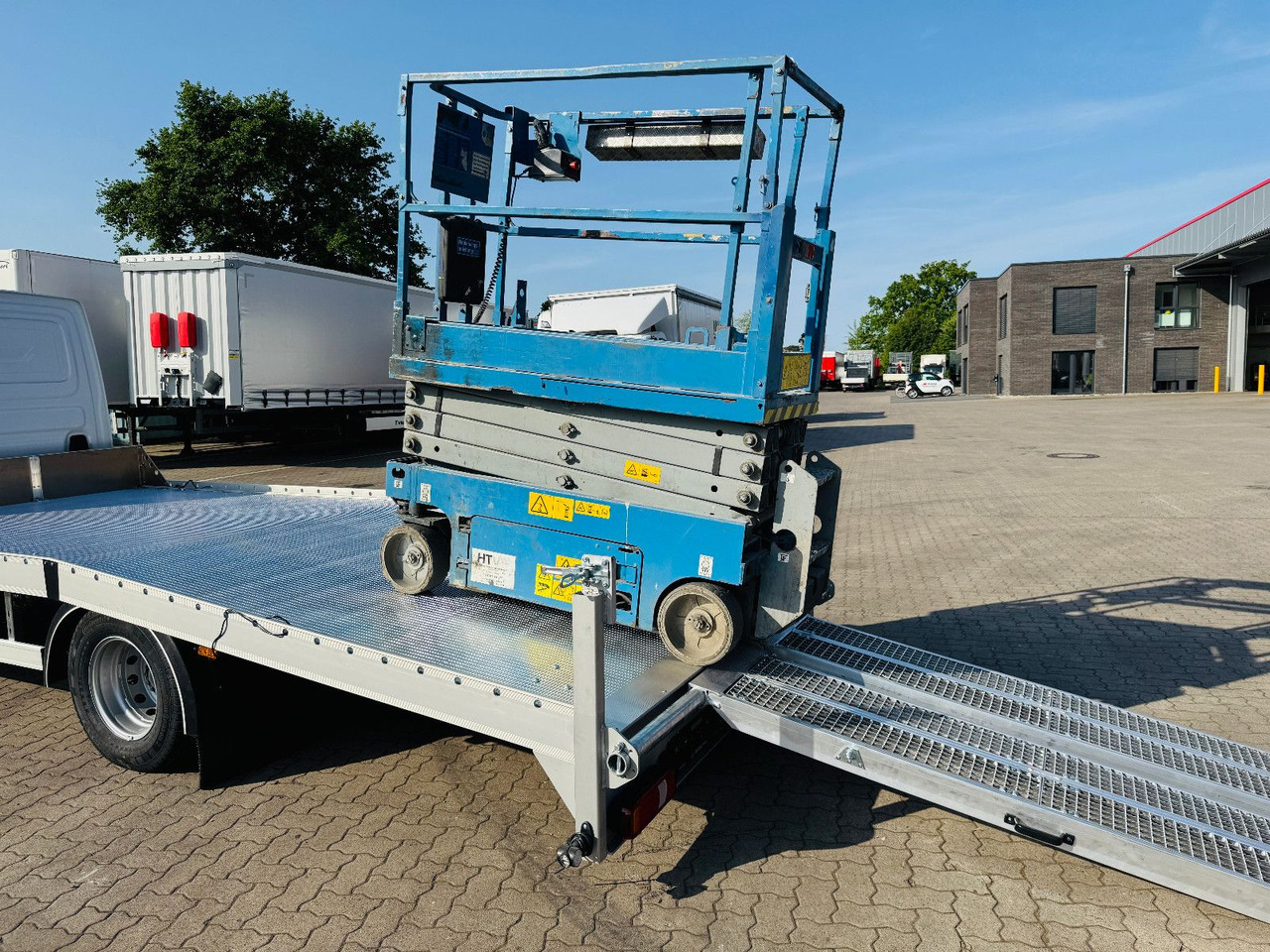 Φορτηγό αυτοκινητάμαξα Iveco 70C18HA, Maschinen & Arbeitsbühnentrans. 2940kg!: φωτογραφία 15