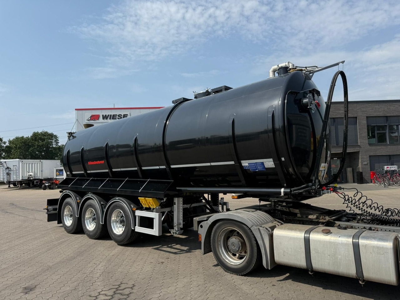 Kässbohrer K.STN L 30 Edelstahl Tanker Gülle Naturabfall - Επικαθήμενο βυτίο: φωτογραφία 3 Kässbohrer K.STN L 30 Edelstahl Tanker Gülle Naturabfall - Επικαθήμενο βυτίο: φωτογραφία 3