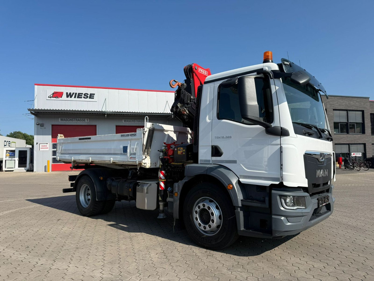 MAN TGM 18.320 4x2 BB Kran Fassi F135 Kipper Meiller - Φορτηγό με γερανό: φωτογραφία 5 MAN TGM 18.320 4x2 BB Kran Fassi F135 Kipper Meiller - Φορτηγό με γερανό: φωτογραφία 5