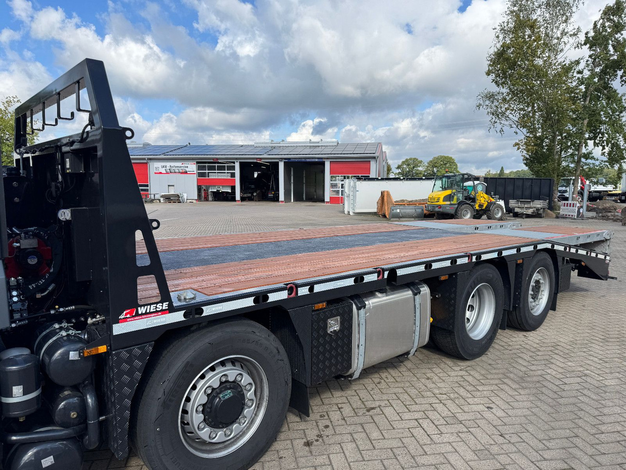 MAN TGS 35.520 8x2H Baumaschinentransporter - Φορτηγό ρυμούλκησης: φωτογραφία 2 MAN TGS 35.520 8x2H Baumaschinentransporter - Φορτηγό ρυμούλκησης: φωτογραφία 2