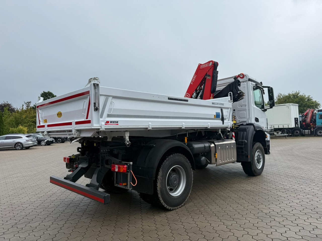 Mercedes-Benz Arocs 1835 4x4 Allrad Fassi F135 Kran Kipper - Φορτηγό με γερανό: φωτογραφία 3 Mercedes-Benz Arocs 1835 4x4 Allrad Fassi F135 Kran Kipper - Φορτηγό με γερανό: φωτογραφία 3