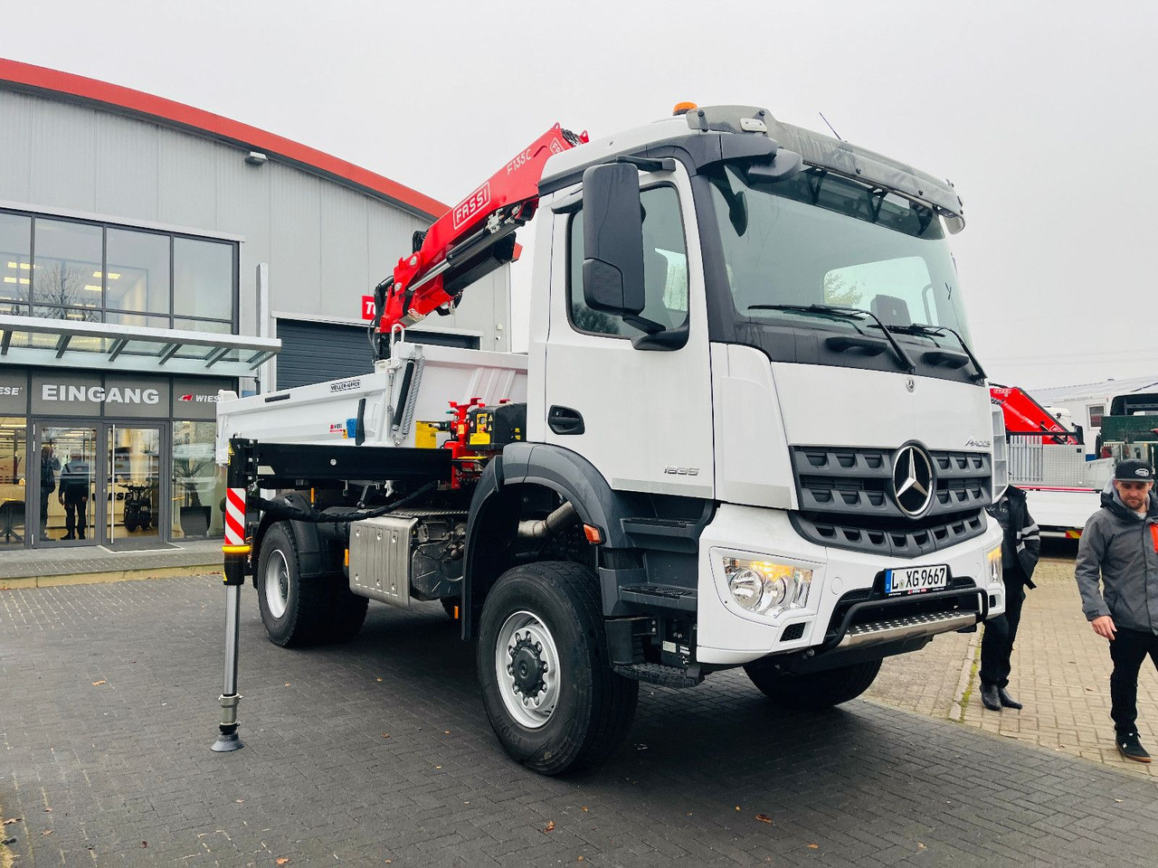 Mercedes-Benz Arocs 1835 4x4 Meiller Fassi F135 Kran Kipper - Φορτηγό ανατρεπόμενο, Φορτηγό με γερανό: φωτογραφία 2 Mercedes-Benz Arocs 1835 4x4 Meiller Fassi F135 Kran Kipper - Φορτηγό ανατρεπόμενο, Φορτηγό με γερανό: φωτογραφία 2