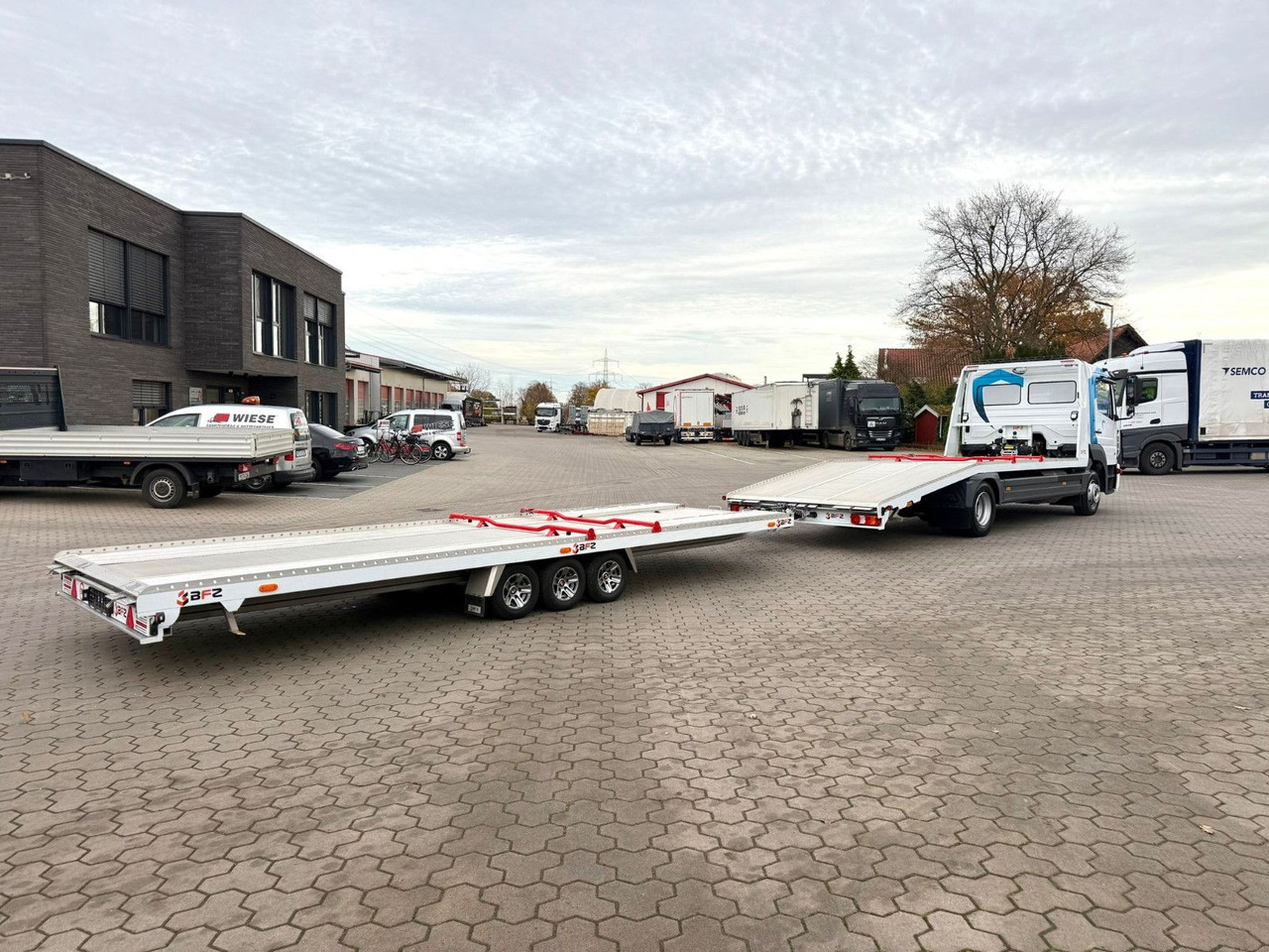 Mercedes-Benz Atego 918L Autotransporter mit BFZ Anhänger - Φορτηγό αυτοκινητάμαξα: φωτογραφία 5 Mercedes-Benz Atego 918L Autotransporter mit BFZ Anhänger - Φορτηγό αυτοκινητάμαξα: φωτογραφία 5