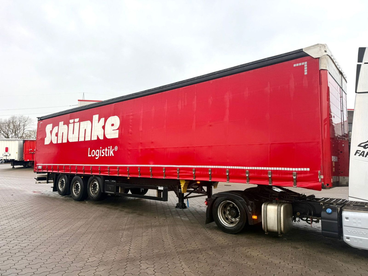 Schmitz Cargobull Speed-Curtainsider - Top Zustand TÜV Neu - Επικαθήμενο κουρτίνα: φωτογραφία 3 Schmitz Cargobull Speed-Curtainsider - Top Zustand TÜV Neu - Επικαθήμενο κουρτίνα: φωτογραφία 3