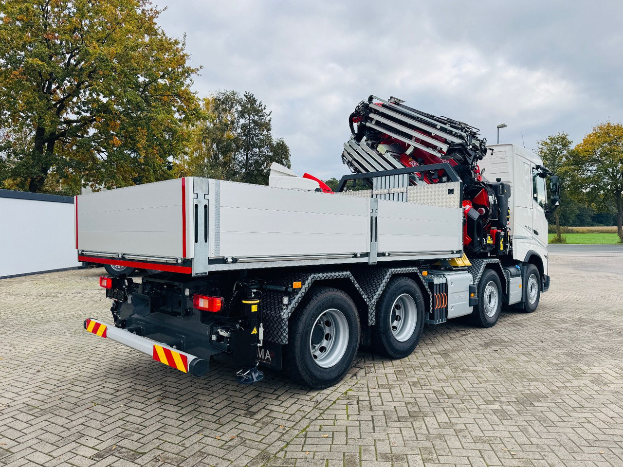 Volvo FH 500 8x4 Kran F820 RA2.27 Jib & Winde Sofort - Φορτηγό με γερανό: φωτογραφία 4 Volvo FH 500 8x4 Kran F820 RA2.27 Jib & Winde Sofort - Φορτηγό με γερανό: φωτογραφία 4