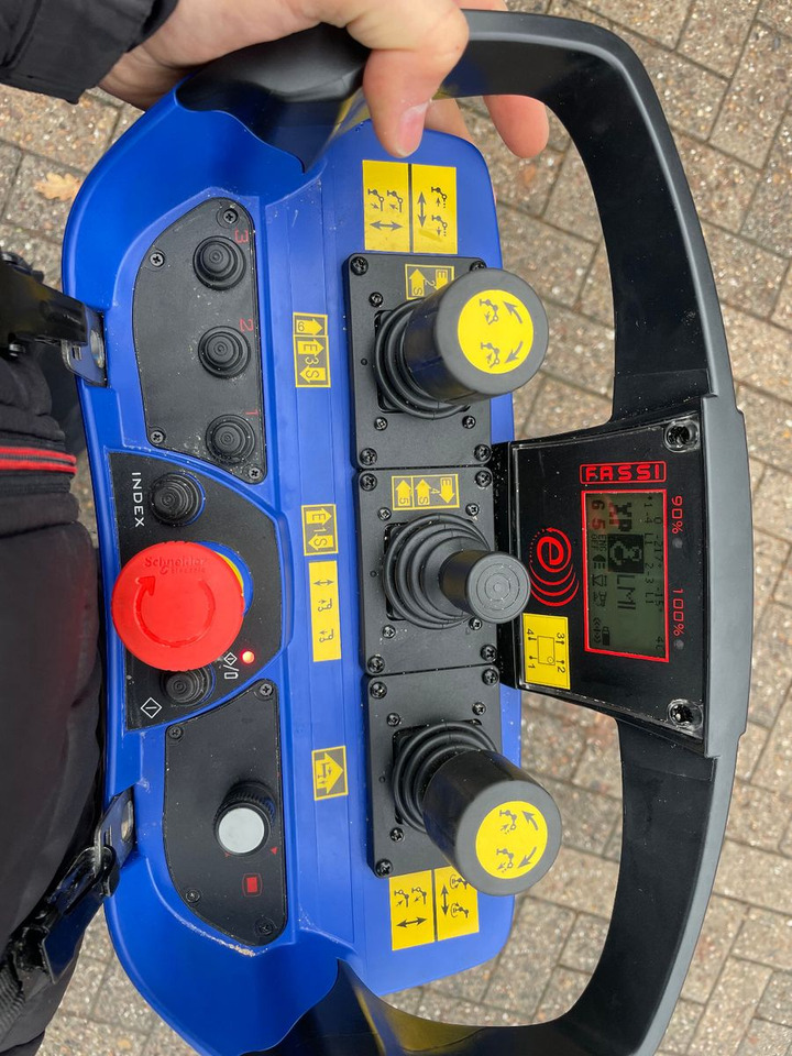 Φορτηγό με ανοιχτή καρότσα, Φορτηγό με γερανό Volvo FH500 6x4 Fassi F545RA 2.27 mit Jib und Winde: φωτογραφία 11 Φορτηγό με ανοιχτή καρότσα, Φορτηγό με γερανό Volvo FH500 6x4 Fassi F545RA 2.27 mit Jib und Winde: φωτογραφία 11