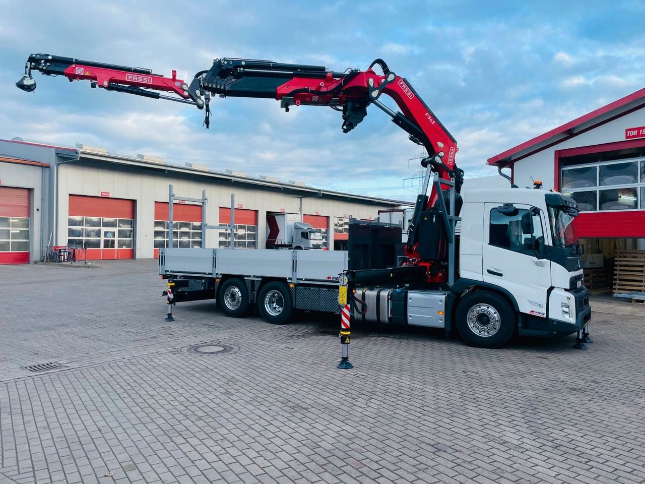 Volvo FMX 500 FASSI Ladekran F545 JIB & Winde Sofort - Φορτηγό με ανοιχτή καρότσα, Φορτηγό με γερανό: φωτογραφία 4 Volvo FMX 500 FASSI Ladekran F545 JIB & Winde Sofort - Φορτηγό με ανοιχτή καρότσα, Φορτηγό με γερανό: φωτογραφία 4