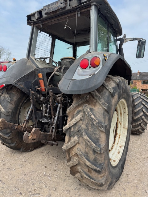 VALTRA T130 - Τρακτέρ: φωτογραφία 2 VALTRA T130 - Τρακτέρ: φωτογραφία 2