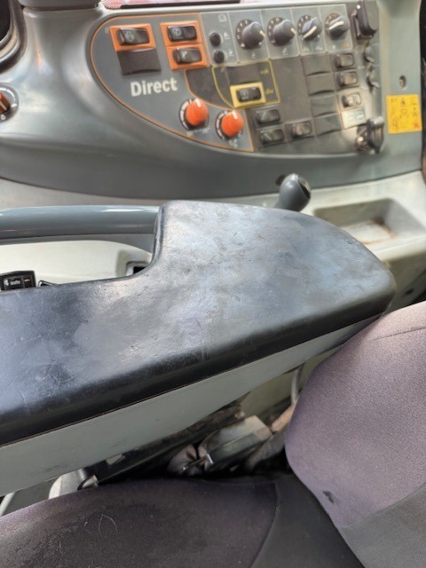 VALTRA T183 DIRECT DRIVE - Τρακτέρ: φωτογραφία 4 VALTRA T183 DIRECT DRIVE - Τρακτέρ: φωτογραφία 4