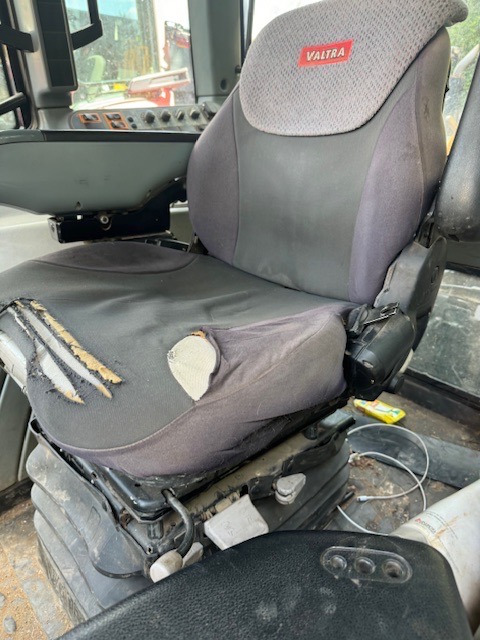 VALTRA T183 DIRECT DRIVE - Τρακτέρ: φωτογραφία 3 VALTRA T183 DIRECT DRIVE - Τρακτέρ: φωτογραφία 3