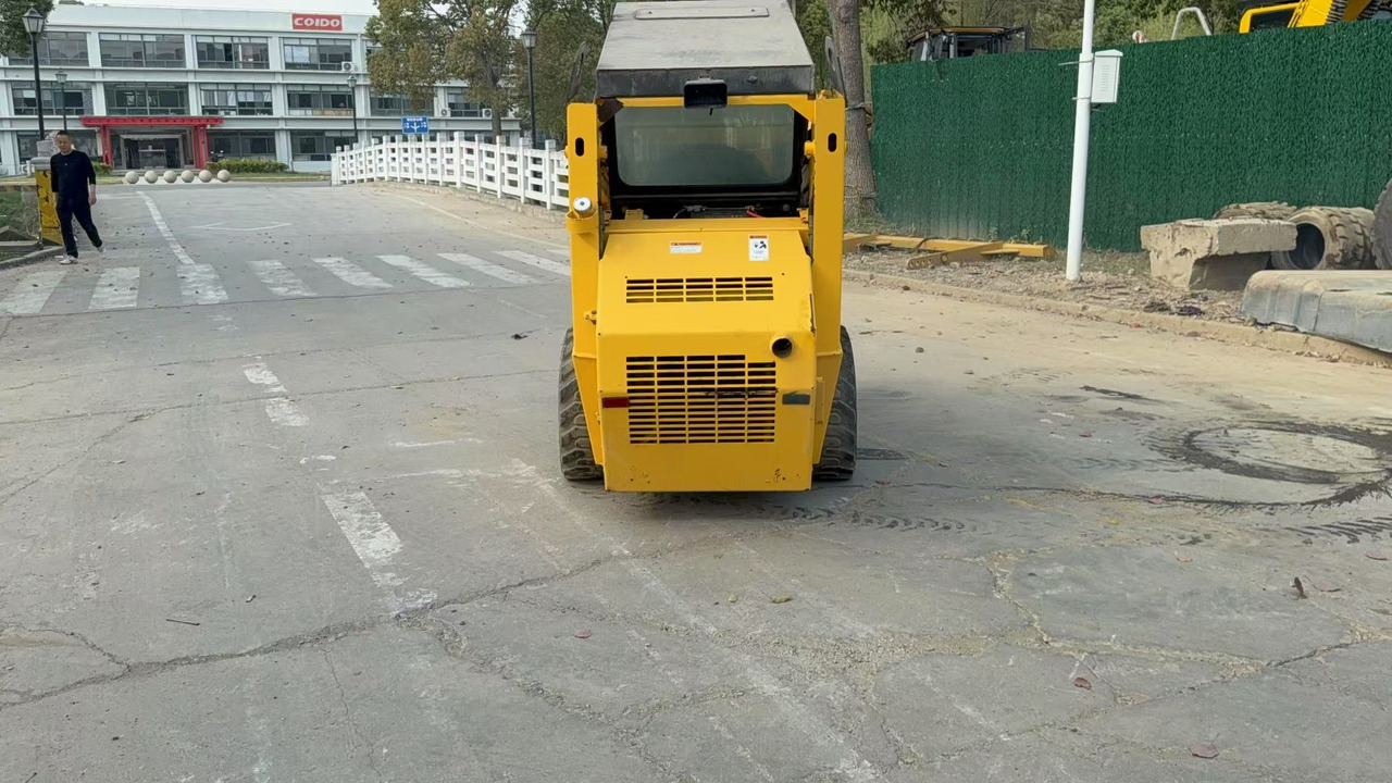 CASE 1825 - Φορτωτής πλάγιας ολίσθησης: φωτογραφία 4 CASE 1825 - Φορτωτής πλάγιας ολίσθησης: φωτογραφία 4