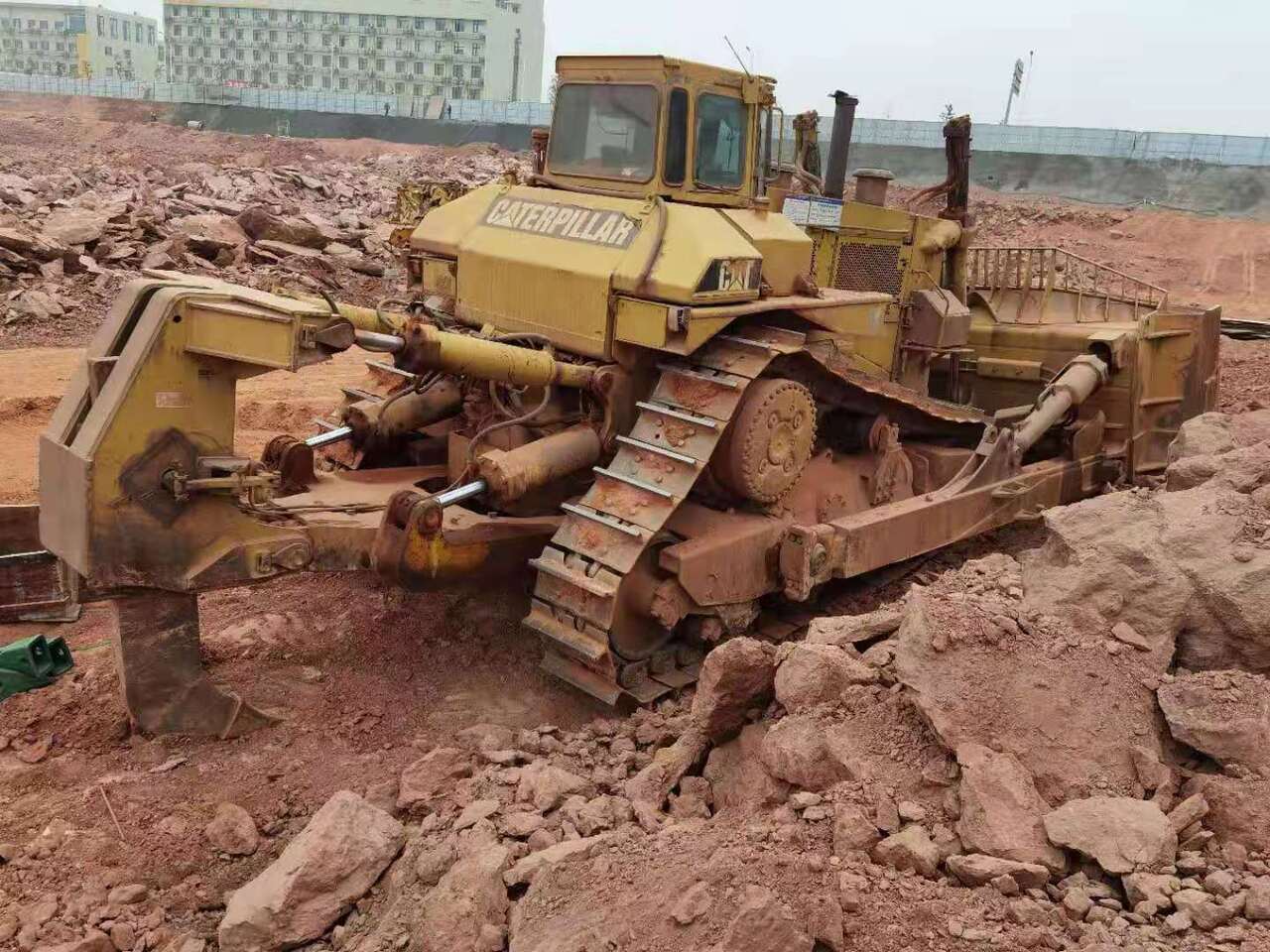 CATERPILLAR D11 - Μπουλντόζα: φωτογραφία 3 CATERPILLAR D11 - Μπουλντόζα: φωτογραφία 3