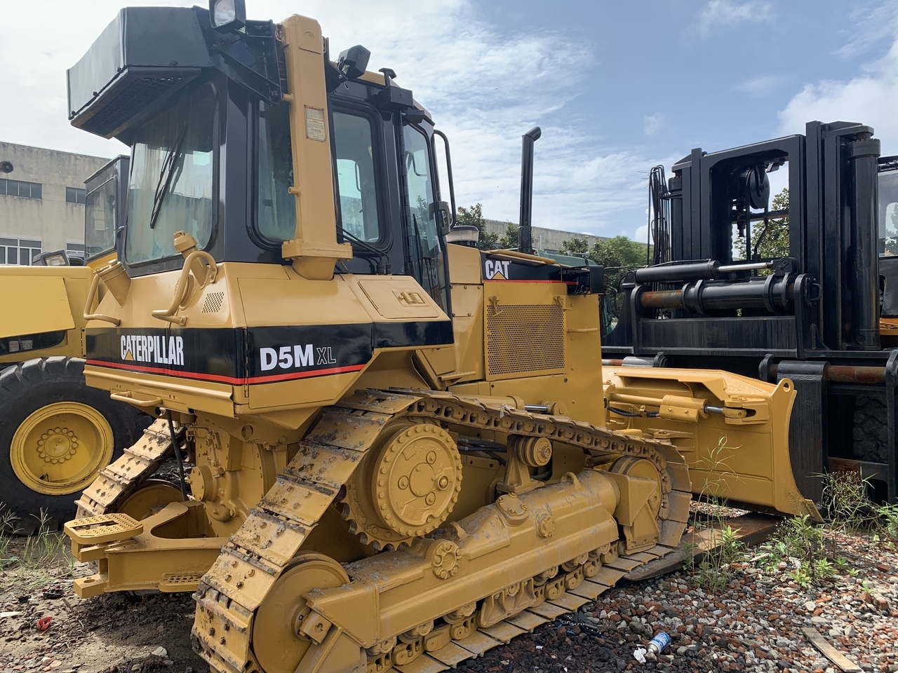 CATERPILLAR D5MXL - Μπουλντόζα: φωτογραφία 1 CATERPILLAR D5MXL - Μπουλντόζα: φωτογραφία 1