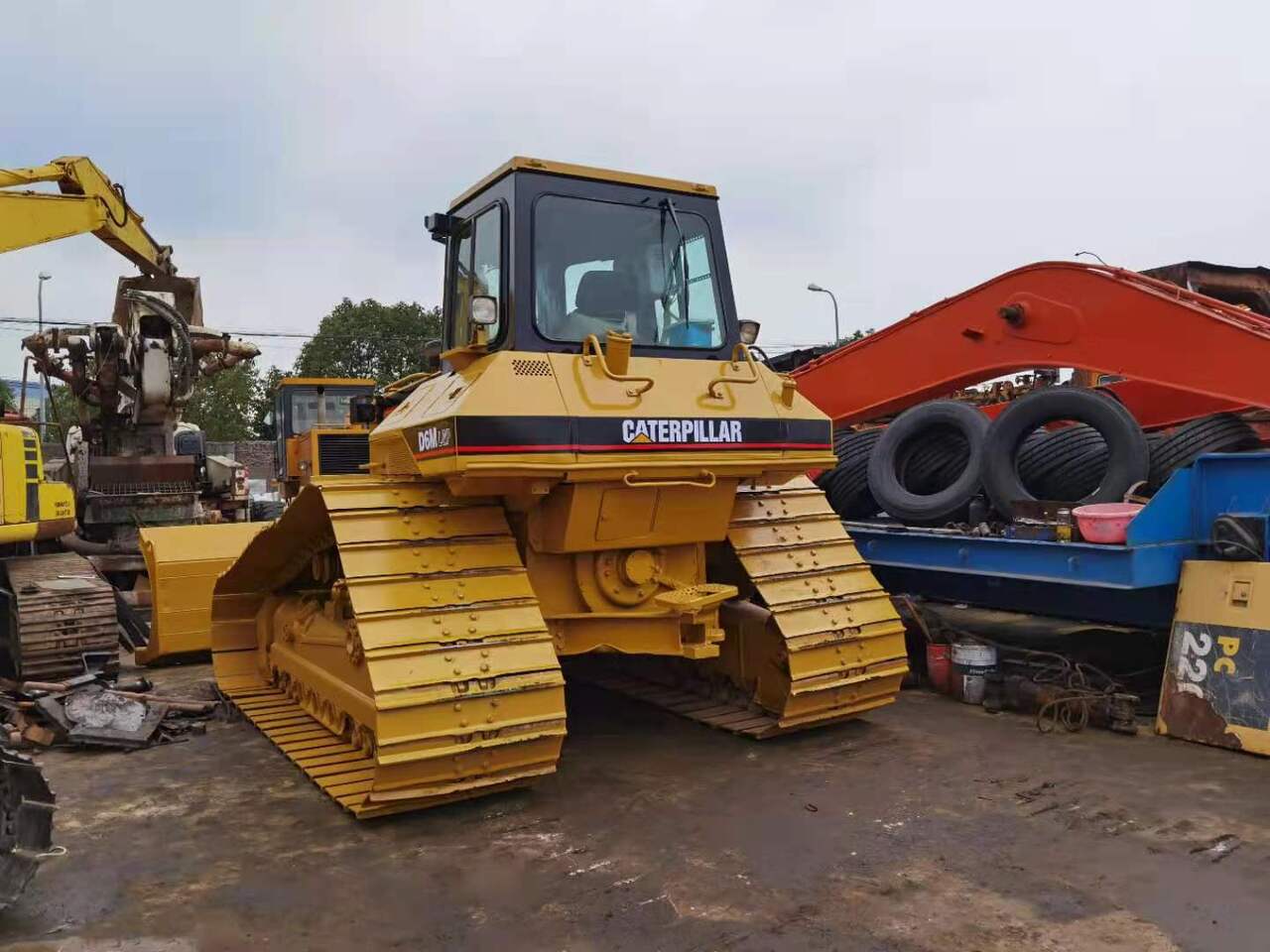 CATERPILLAR D6M - Μπουλντόζα: φωτογραφία 4 CATERPILLAR D6M - Μπουλντόζα: φωτογραφία 4