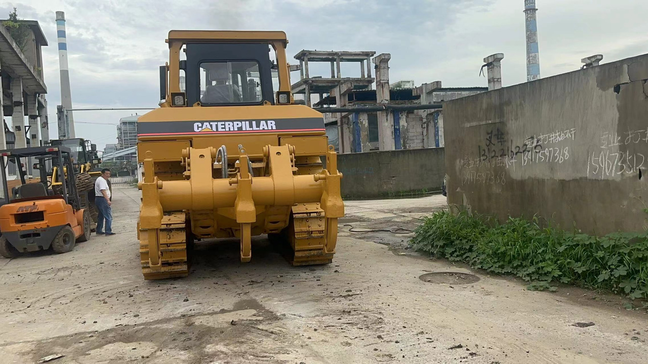 CATERPILLAR D8R - Μπουλντόζα: φωτογραφία 3 CATERPILLAR D8R - Μπουλντόζα: φωτογραφία 3