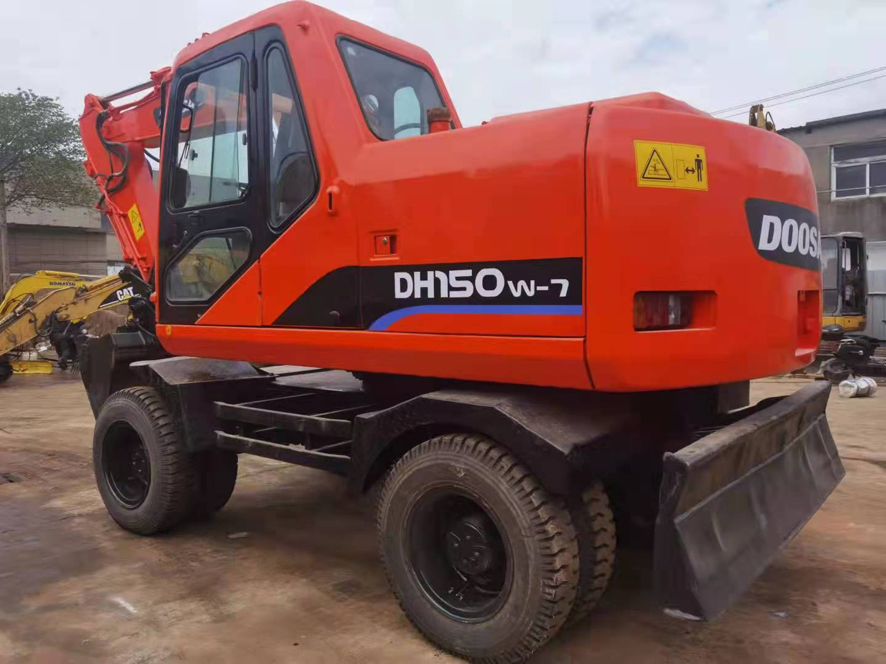 DOOSAN DH150W-7 - Τροχοφόρος εκσκαφέας: φωτογραφία 2 DOOSAN DH150W-7 - Τροχοφόρος εκσκαφέας: φωτογραφία 2