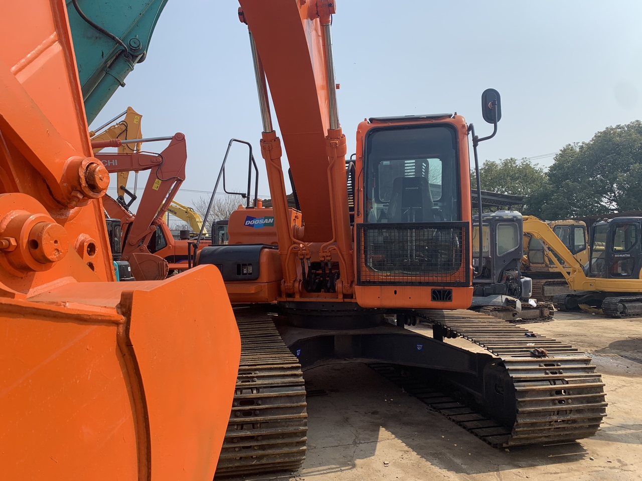 DOOSAN DX225LC-excavator - Ερπυστριοφόρος εκσκαφέας: φωτογραφία 4 DOOSAN DX225LC-excavator - Ερπυστριοφόρος εκσκαφέας: φωτογραφία 4