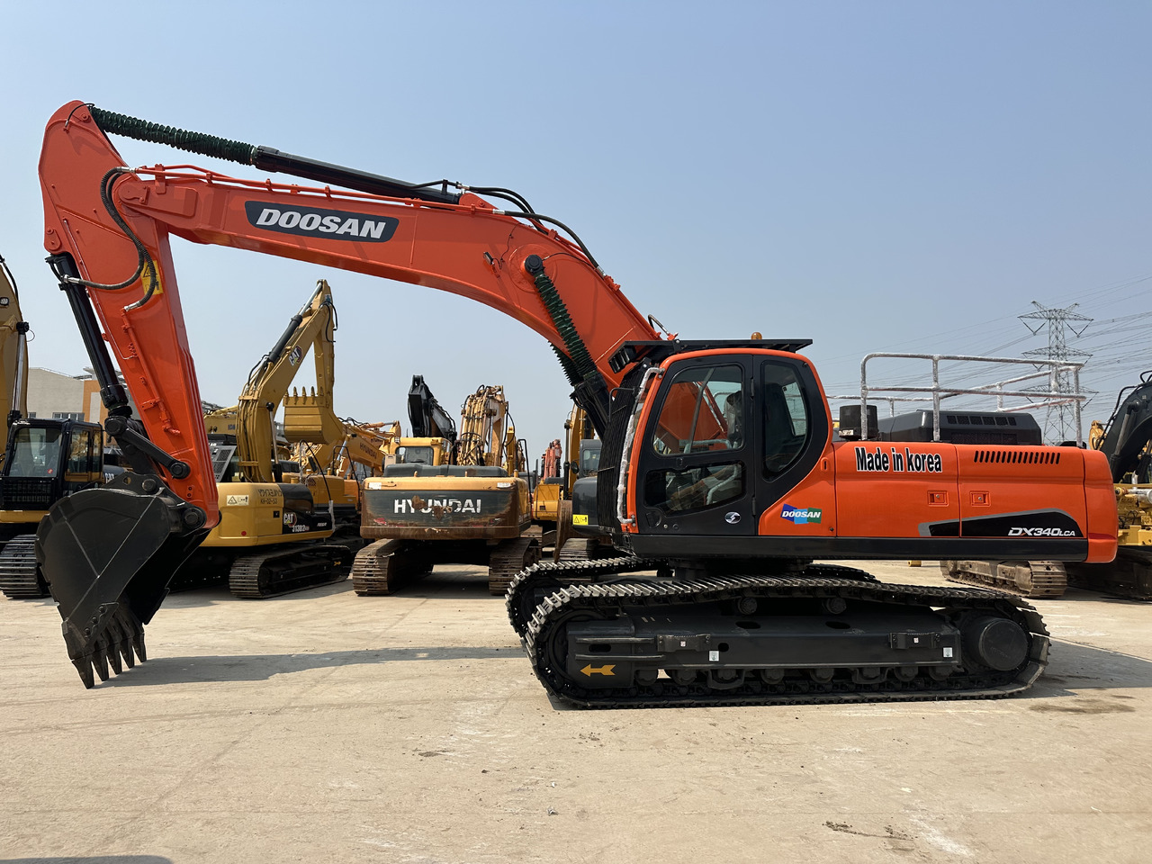 DOOSAN DX340LCA - Ερπυστριοφόρος εκσκαφέας: φωτογραφία 1 DOOSAN DX340LCA - Ερπυστριοφόρος εκσκαφέας: φωτογραφία 1