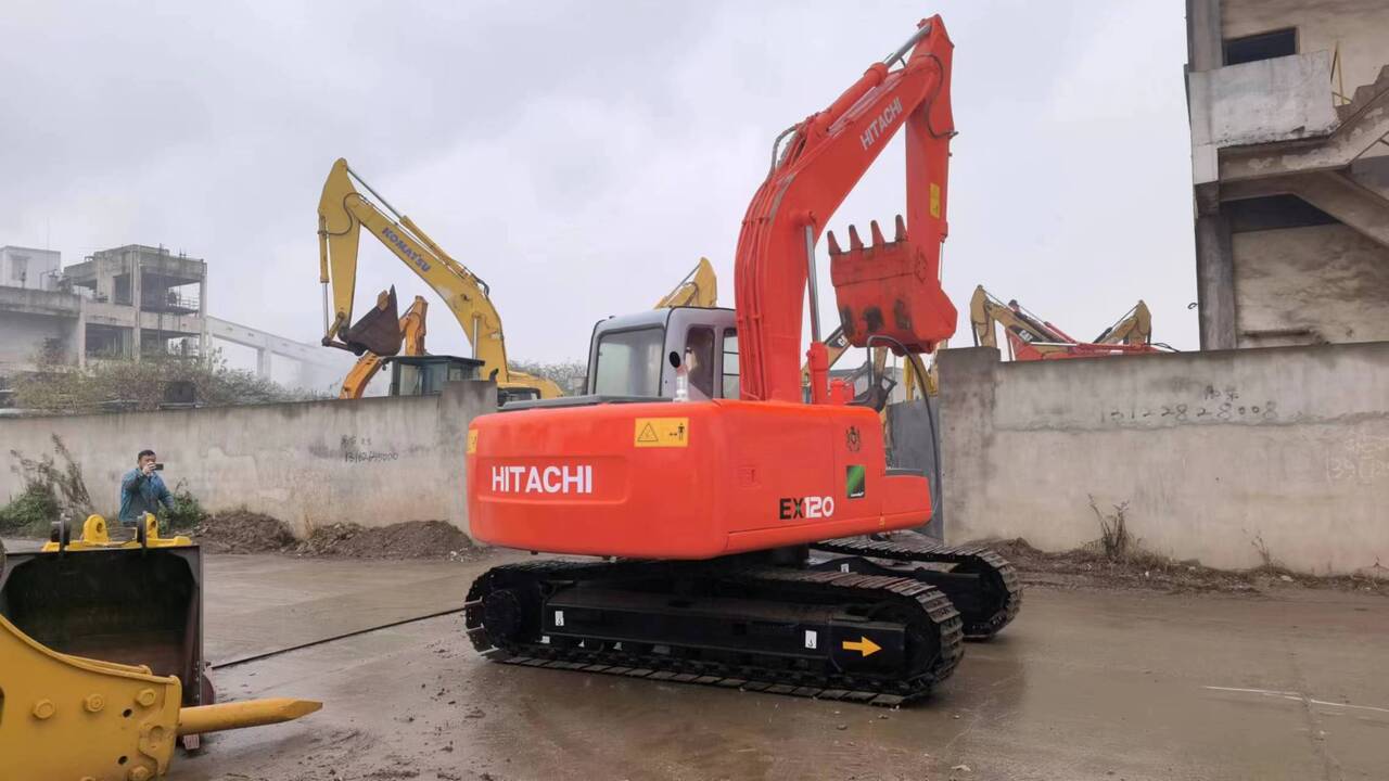 HITACHI EX120-5 - Ερπυστριοφόρος εκσκαφέας: φωτογραφία 5 HITACHI EX120-5 - Ερπυστριοφόρος εκσκαφέας: φωτογραφία 5