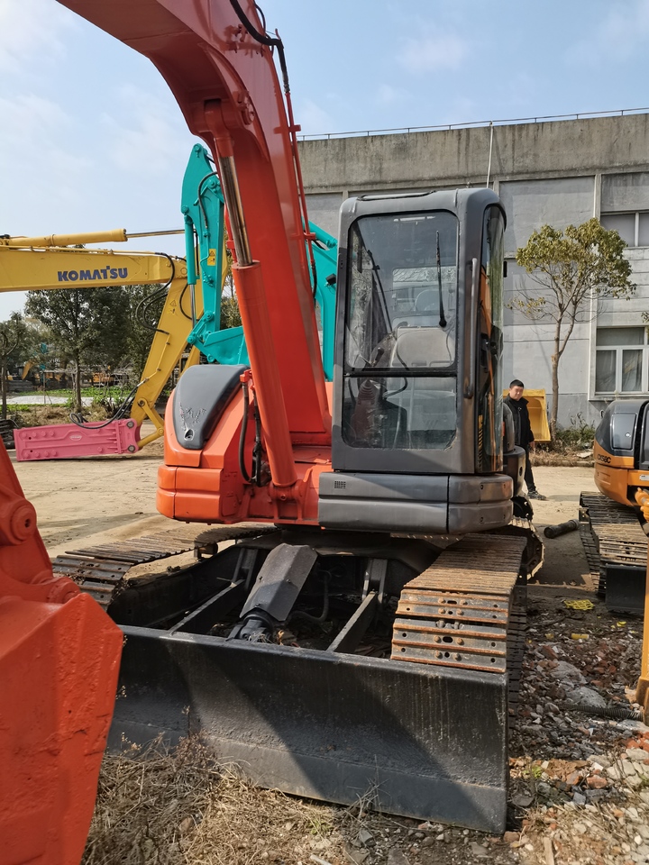HITACHI ZX75 - Ερπυστριοφόρος εκσκαφέας: φωτογραφία 3 HITACHI ZX75 - Ερπυστριοφόρος εκσκαφέας: φωτογραφία 3