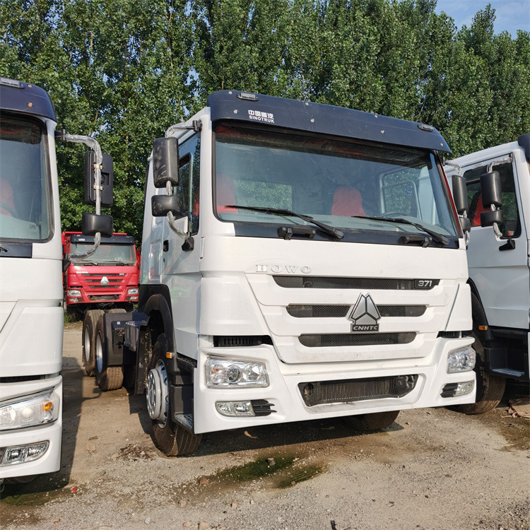 Τράκτορας HOWO 6x4 371hp tractor: φωτογραφία 6