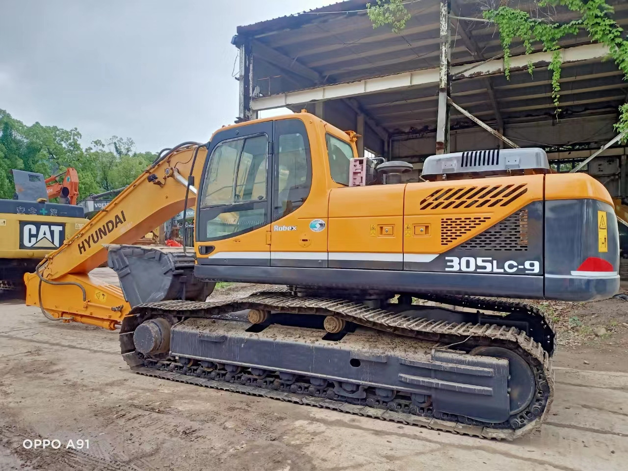 HYUNDAI R305LC-9T - Ερπυστριοφόρος εκσκαφέας: φωτογραφία 4 HYUNDAI R305LC-9T - Ερπυστριοφόρος εκσκαφέας: φωτογραφία 4