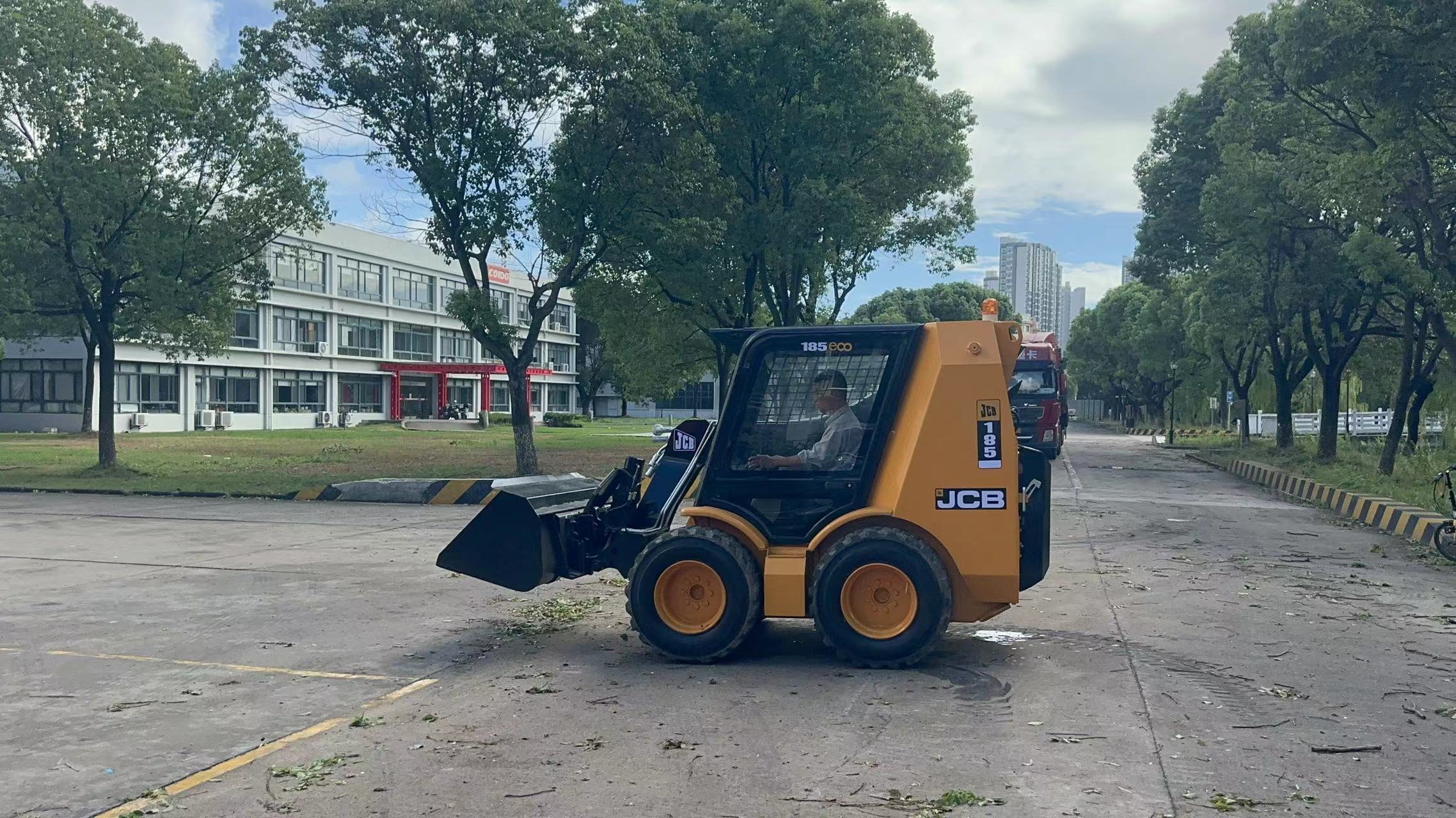 JCB 185 eco - Φορτωτής πλάγιας ολίσθησης: φωτογραφία 4 JCB 185 eco - Φορτωτής πλάγιας ολίσθησης: φωτογραφία 4