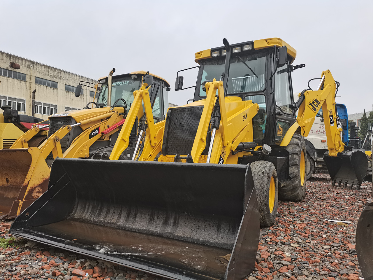 JCB 3CX - Φορτωτής εκσκαφέας: φωτογραφία 2 JCB 3CX - Φορτωτής εκσκαφέας: φωτογραφία 2