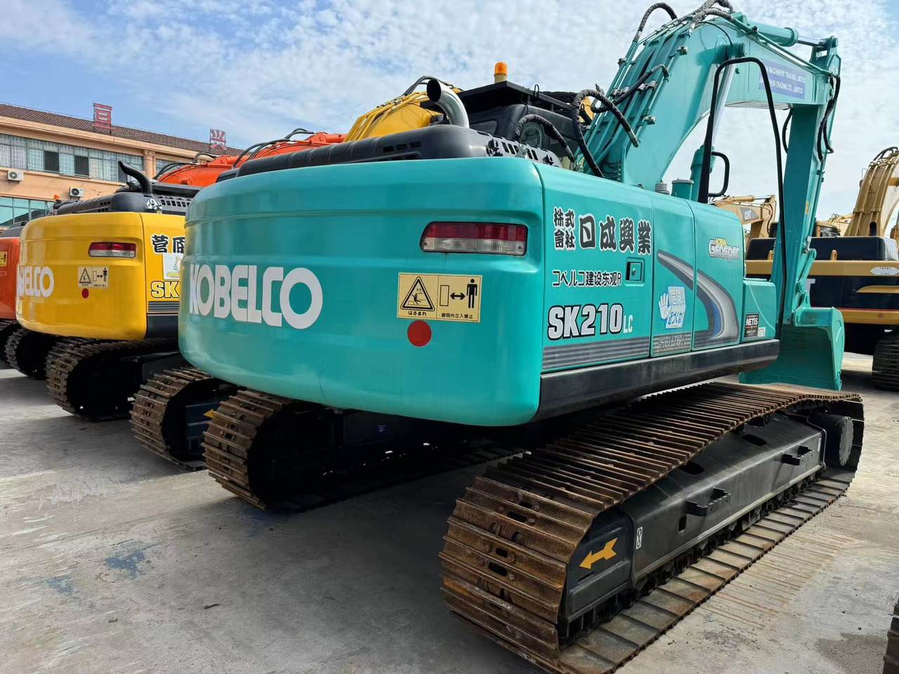 KOBELCO SK210-8 - Εκσκαφέας: φωτογραφία 3 KOBELCO SK210-8 - Εκσκαφέας: φωτογραφία 3