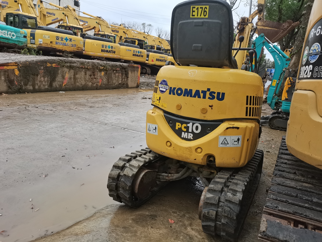 KOMATSU PC10MR - Ερπυστριοφόρος εκσκαφέας: φωτογραφία 3 KOMATSU PC10MR - Ερπυστριοφόρος εκσκαφέας: φωτογραφία 3
