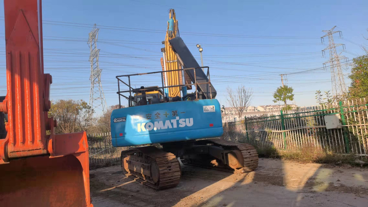 KOMATSU PC450-7-excavator - Ερπυστριοφόρος εκσκαφέας: φωτογραφία 5 KOMATSU PC450-7-excavator - Ερπυστριοφόρος εκσκαφέας: φωτογραφία 5