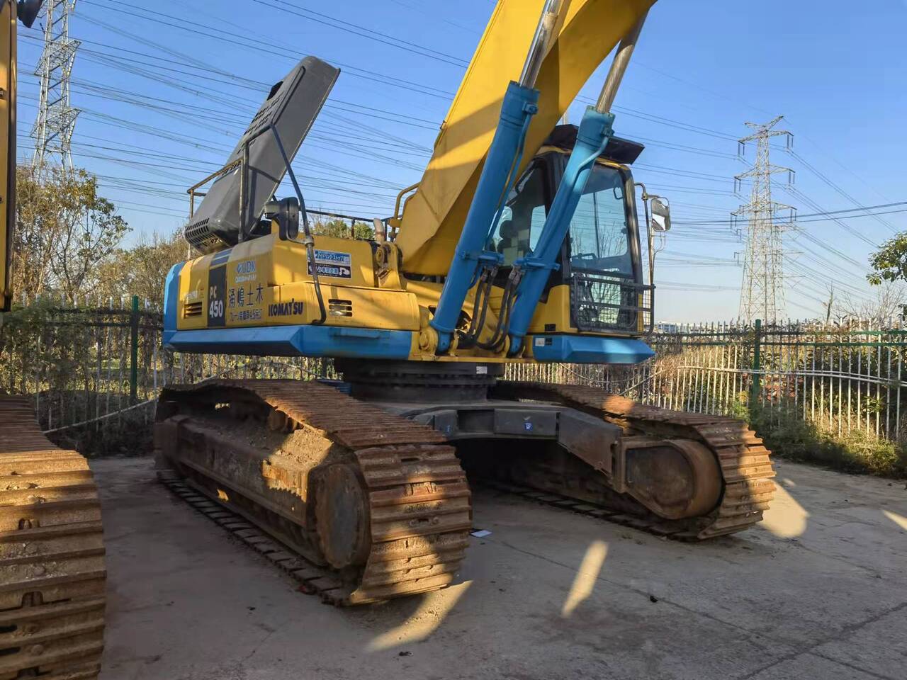 KOMATSU PC450-7-excavator - Ερπυστριοφόρος εκσκαφέας: φωτογραφία 2 KOMATSU PC450-7-excavator - Ερπυστριοφόρος εκσκαφέας: φωτογραφία 2