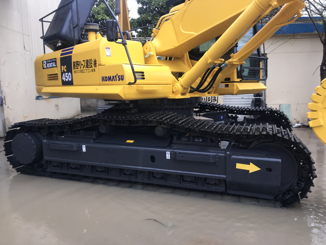 KOMATSU PC450-7-excavator - Ερπυστριοφόρος εκσκαφέας: φωτογραφία 2 KOMATSU PC450-7-excavator - Ερπυστριοφόρος εκσκαφέας: φωτογραφία 2