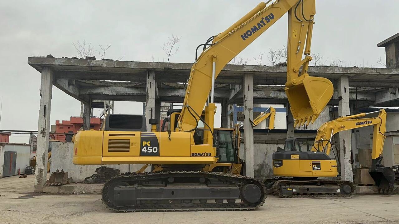 KOMATSU PC450-8 - Ερπυστριοφόρος εκσκαφέας: φωτογραφία 1 KOMATSU PC450-8 - Ερπυστριοφόρος εκσκαφέας: φωτογραφία 1