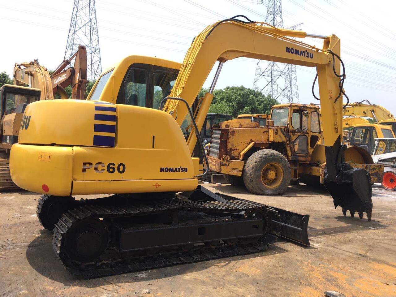 KOMATSU PC60-7 - Μίνι εκσκαφέας: φωτογραφία 1 KOMATSU PC60-7 - Μίνι εκσκαφέας: φωτογραφία 1