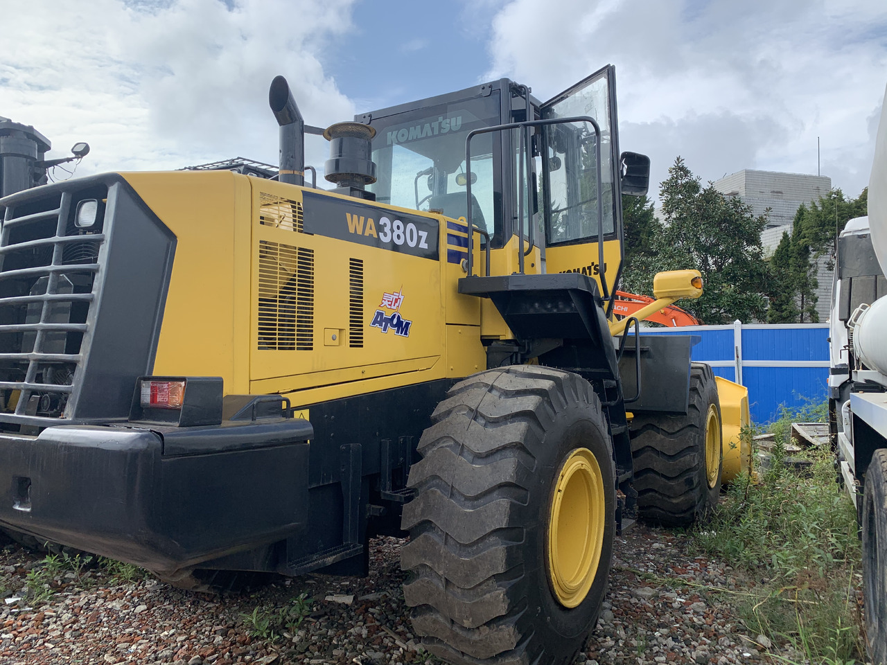 KOMATSU WA380Z - Ελαστιχοφόρος φορτωτής: φωτογραφία 3 KOMATSU WA380Z - Ελαστιχοφόρος φορτωτής: φωτογραφία 3
