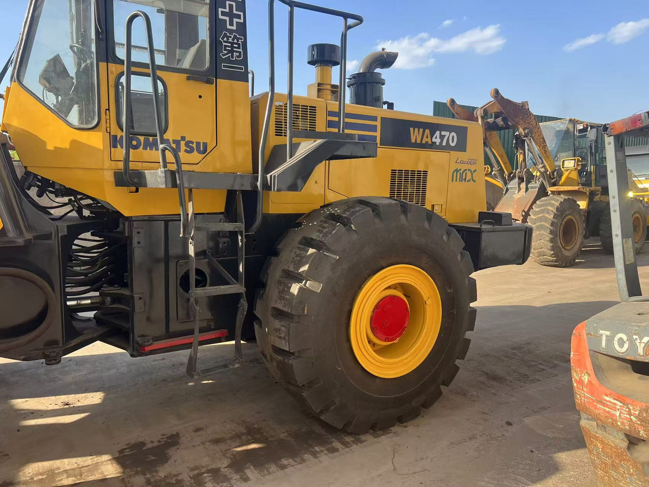 Komatsu WA470-3 - Ελαστιχοφόρος φορτωτής: φωτογραφία 5 Komatsu WA470-3 - Ελαστιχοφόρος φορτωτής: φωτογραφία 5