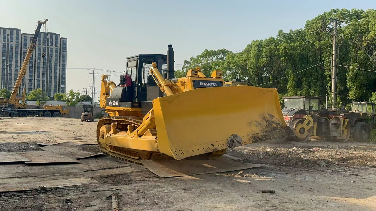 SHANTUI SD32 - Μπουλντόζα: φωτογραφία 1 SHANTUI SD32 - Μπουλντόζα: φωτογραφία 1