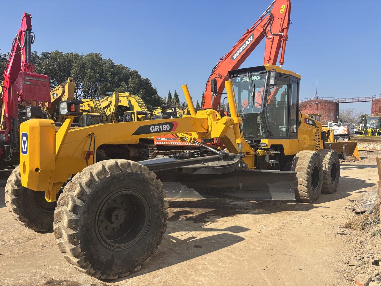 XCMG GR180 - Γκρέιντερ: φωτογραφία 3 XCMG GR180 - Γκρέιντερ: φωτογραφία 3