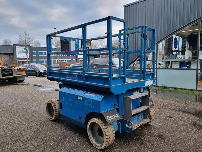 Genie GS GS 2668 Hydraulic platform 10 m - Ψαλιδωτό ανυψωτικό: φωτογραφία 3 Genie GS GS 2668 Hydraulic platform 10 m - Ψαλιδωτό ανυψωτικό: φωτογραφία 3