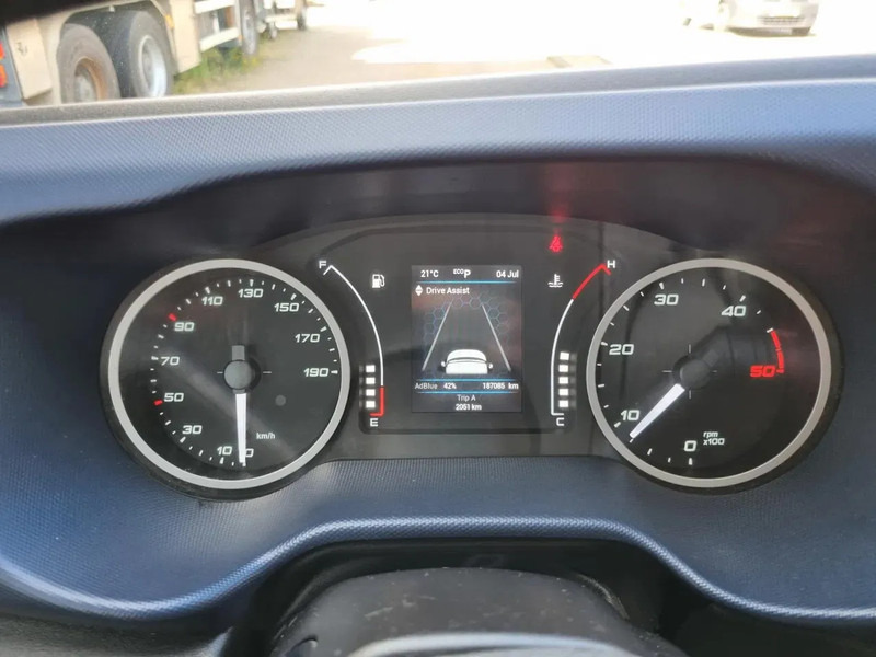 Βαν Iveco Daily 35S16 HI-MATIC 2.3 L2H2/ Airco/ Navi/ LED/ Matrix: φωτογραφία 17
