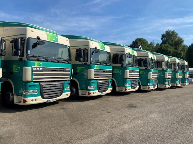DAF XF 105.410 4 PIECES AVAILABLE - Τράκτορας: φωτογραφία 2 DAF XF 105.410 4 PIECES AVAILABLE - Τράκτορας: φωτογραφία 2