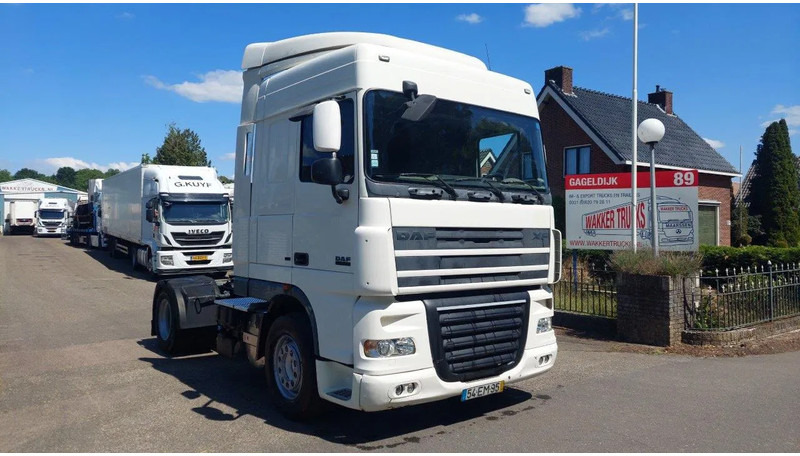 DAF XF 105.410 4x2 - Τράκτορας: φωτογραφία 2 DAF XF 105.410 4x2 - Τράκτορας: φωτογραφία 2