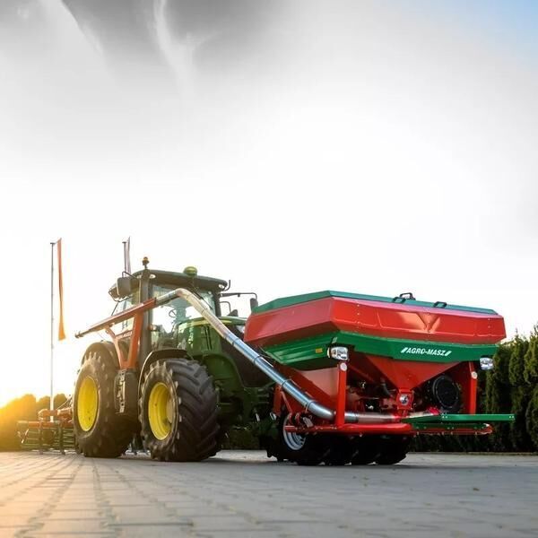AGRO-MASZ IKAR - PNEUMATYCZNY SIEWNIK ZBOŻOWY (FRONTOWY) - Λιπασματοδιανομέας: φωτογραφία 2 AGRO-MASZ IKAR - PNEUMATYCZNY SIEWNIK ZBOŻOWY (FRONTOWY) - Λιπασματοδιανομέας: φωτογραφία 2