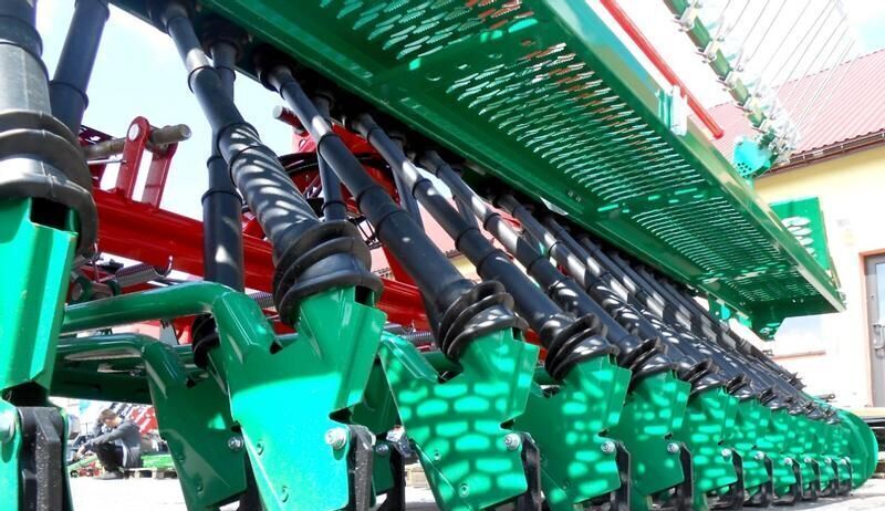 AGRO-MASZ SR-300 / SEMBRADORA MECÁNICA - Σπαρτική μηχανή: φωτογραφία 4 AGRO-MASZ SR-300 / SEMBRADORA MECÁNICA - Σπαρτική μηχανή: φωτογραφία 4