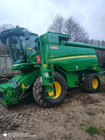JOHN DEERE - Θεριζοαλωνιστική μηχανή: φωτογραφία 3 JOHN DEERE - Θεριζοαλωνιστική μηχανή: φωτογραφία 3