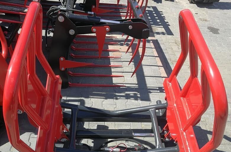 METAL-TECHNIK New Rundballenzange/ Bale clamp/ Chwytak do bel - Αρπάγη για Γεωργικά μηχανήματα: φωτογραφία 1 METAL-TECHNIK New Rundballenzange/ Bale clamp/ Chwytak do bel - Αρπάγη για Γεωργικά μηχανήματα: φωτογραφία 1