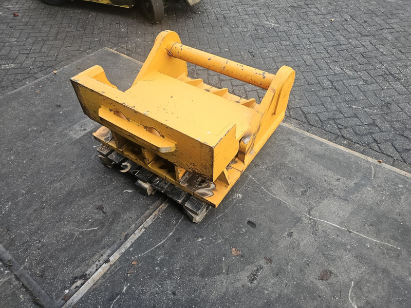 Lehnhof ms40 liebherr r974 adaptor plate lehnhof sw40 ms40 - Ταχυσύνδεσμος για Κατασκευή μηχανήματα: φωτογραφία 3 Lehnhof ms40 liebherr r974 adaptor plate lehnhof sw40 ms40 - Ταχυσύνδεσμος για Κατασκευή μηχανήματα: φωτογραφία 3