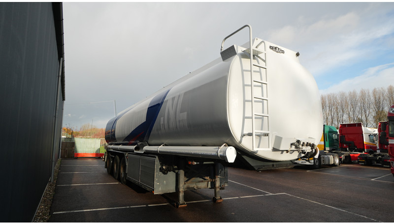 LAG 3 AXLE ADR FUEL TANK TRAILER 45.000ltr - Επικαθήμενο βυτίο: φωτογραφία 3 LAG 3 AXLE ADR FUEL TANK TRAILER 45.000ltr - Επικαθήμενο βυτίο: φωτογραφία 3